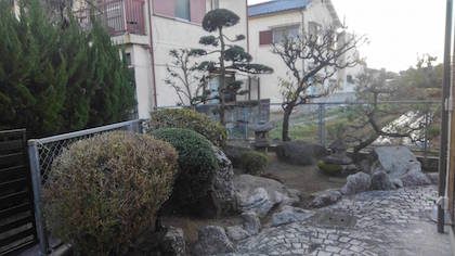 作業後の庭