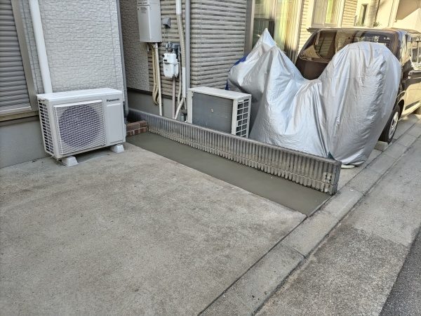 自転車を置くために駐車場脇の花壇を撤去した事例｜大阪市東淀川区T様（施工後）