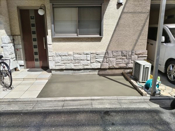 自転車やバイクを置くのに邪魔になっていた高さ1.5m、幅2mの塀を撤去した事例|大阪市大正区T様(作業後)