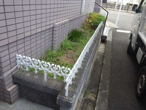 アベリアホープレイズを植栽した事例 作業前