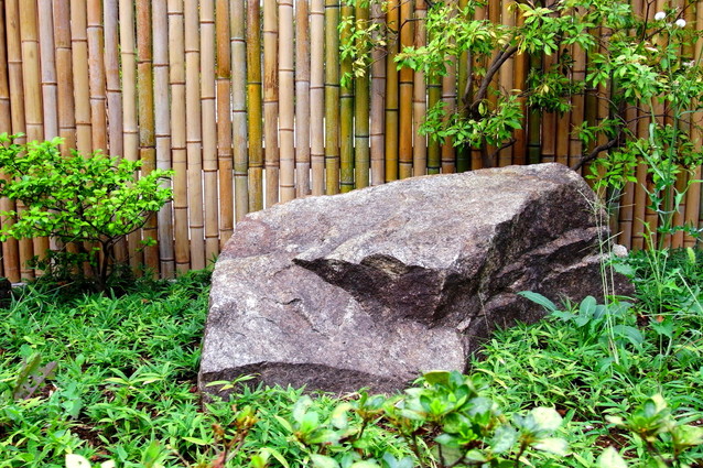 庭石